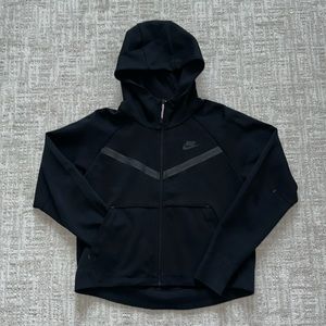 Nike Women’s Black Tech Fleece Zip-Up Jacket